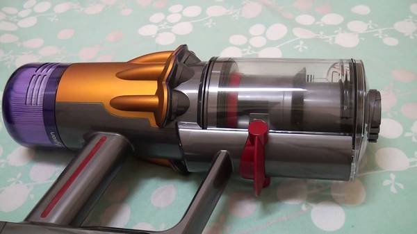 Dyson V12 集塵桶清洗 